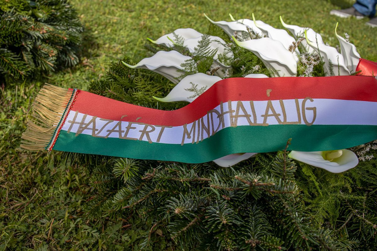 Megemlékezés a Katonai Emlékparkban az október 6-a vértanúira